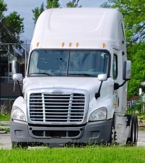 2012 FREIGHTLINER Cascadia - Image 2